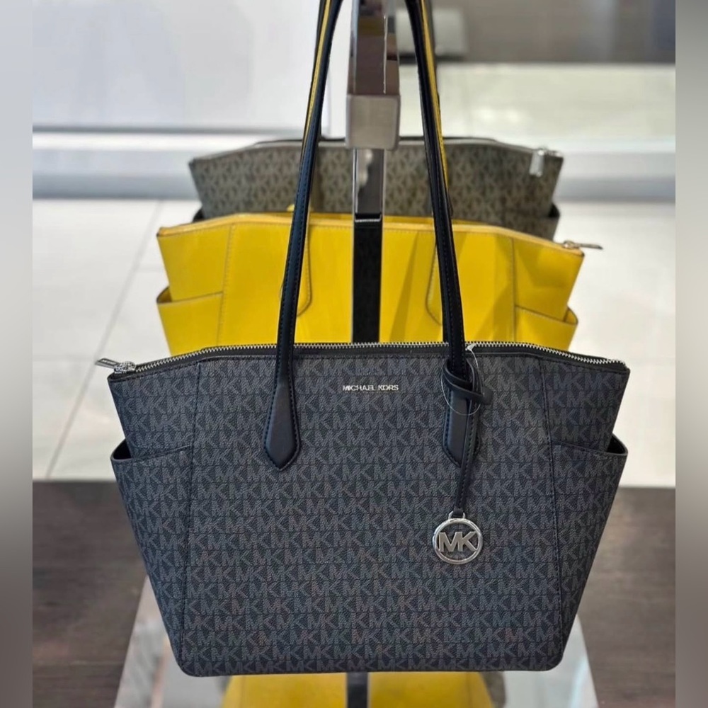 Michael Kors Marilyn Medium Signature Logo Tote Bag